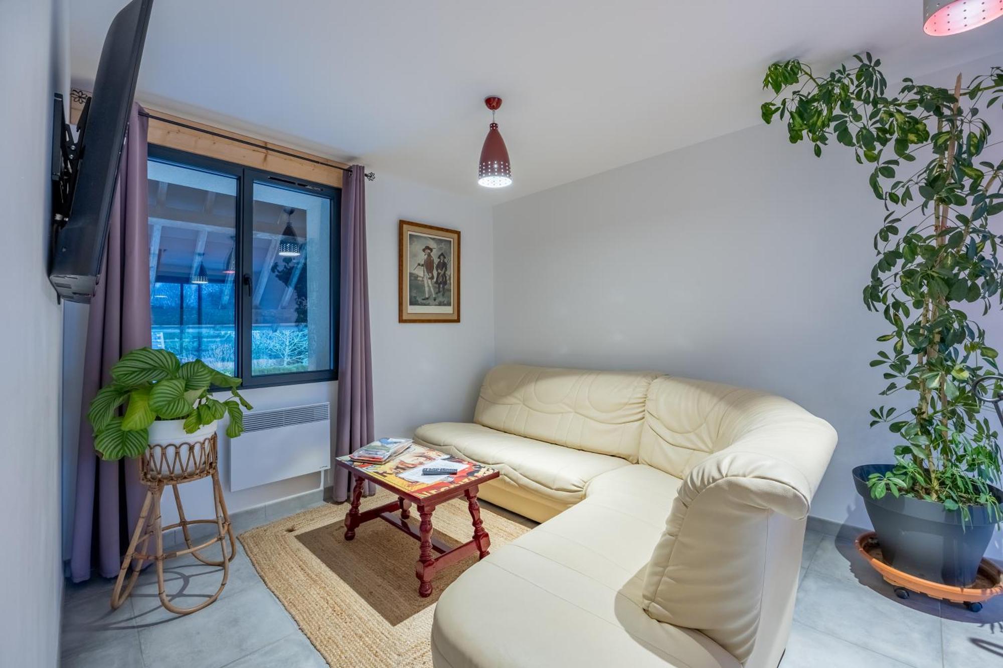 Logis Du Grand Pin Lejlighed Saint-Martin-des-Entrées Eksteriør billede