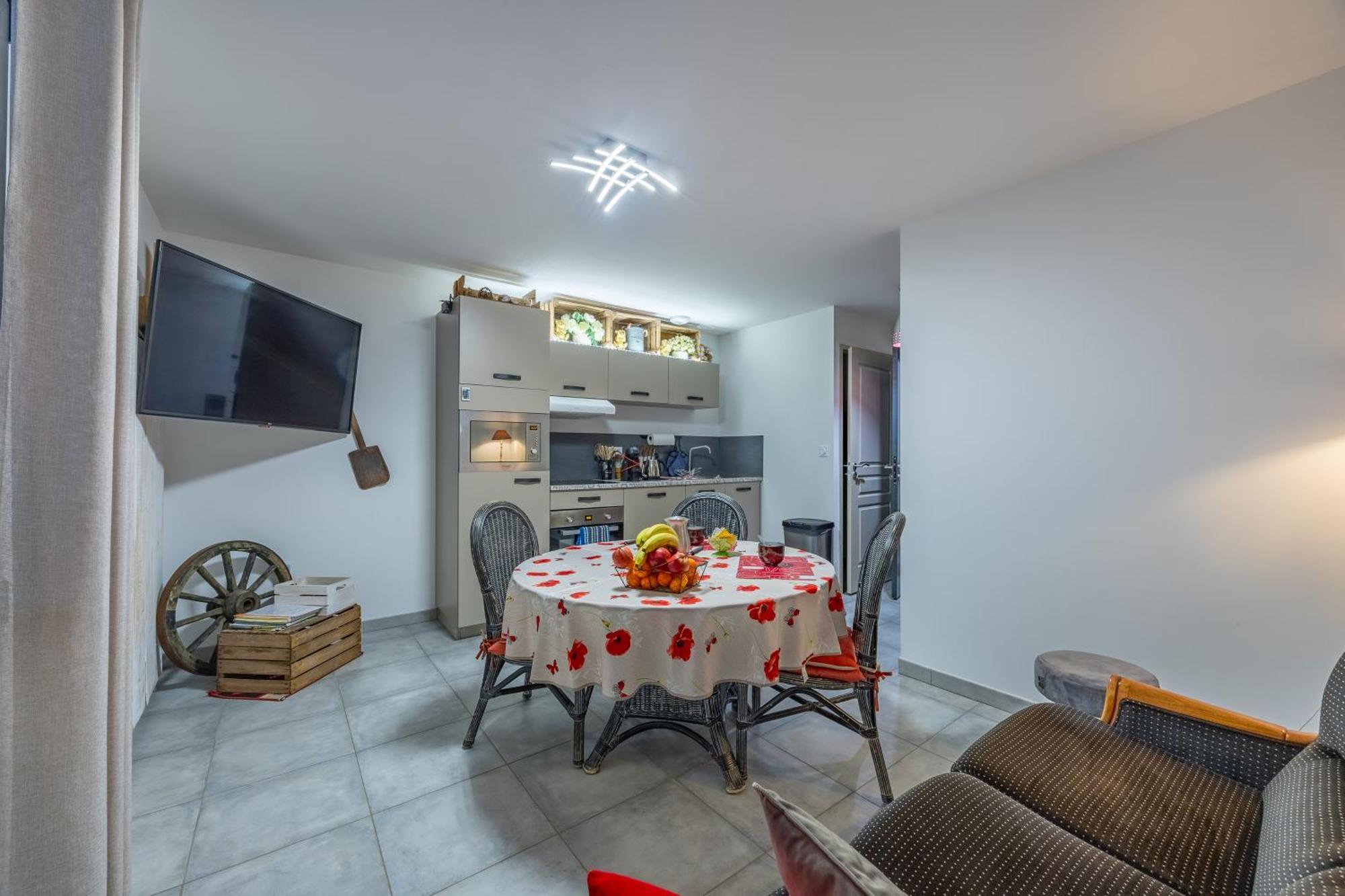 Logis Du Grand Pin Lejlighed Saint-Martin-des-Entrées Eksteriør billede