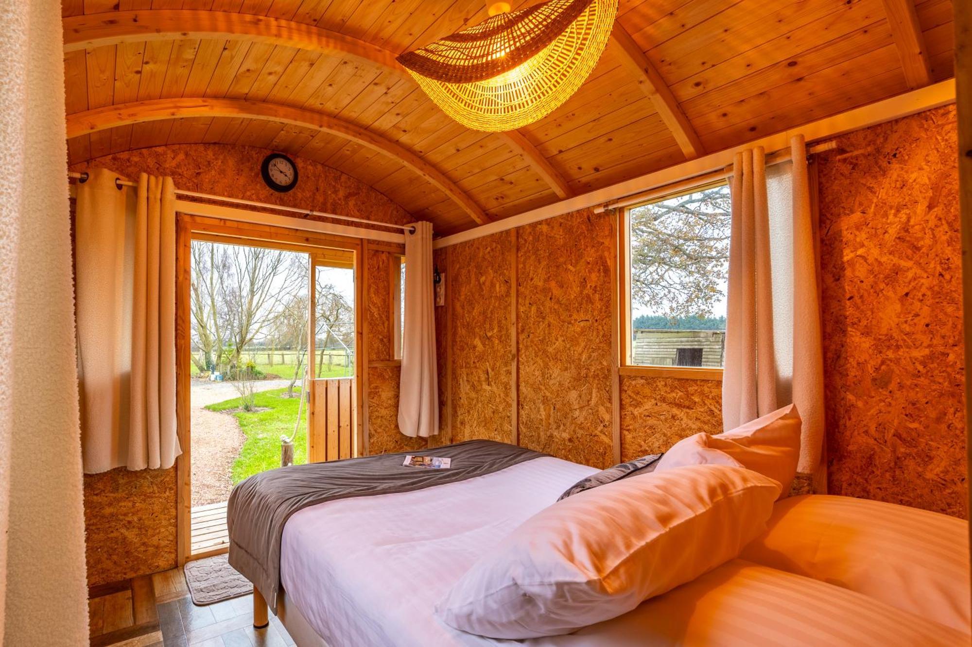 Logis Du Grand Pin Lejlighed Saint-Martin-des-Entrées Eksteriør billede